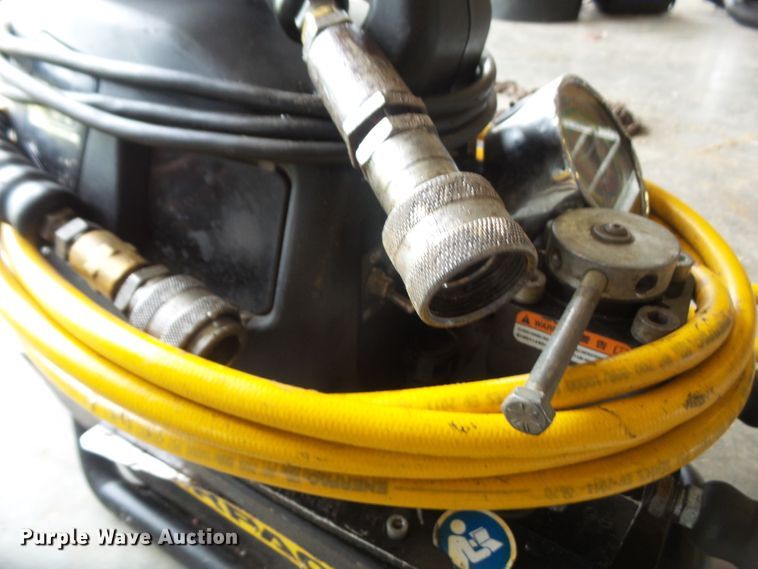 image for item FJ9211 Enerpac 350-7768 hydraulic power unit