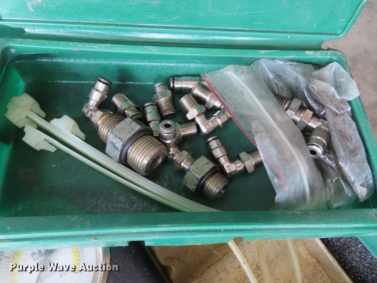 image for item FJ9229 Caterpillar specialty diesel tools