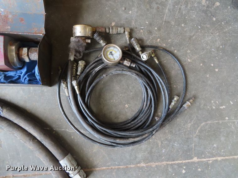 image for item FJ9233 Caterpillar hydrostatic test group