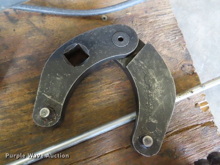 image for item FJ9234 Hydraulic cylinder repair tools