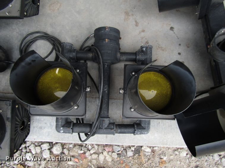 image for item FO9329 (6) Durasig caution lights