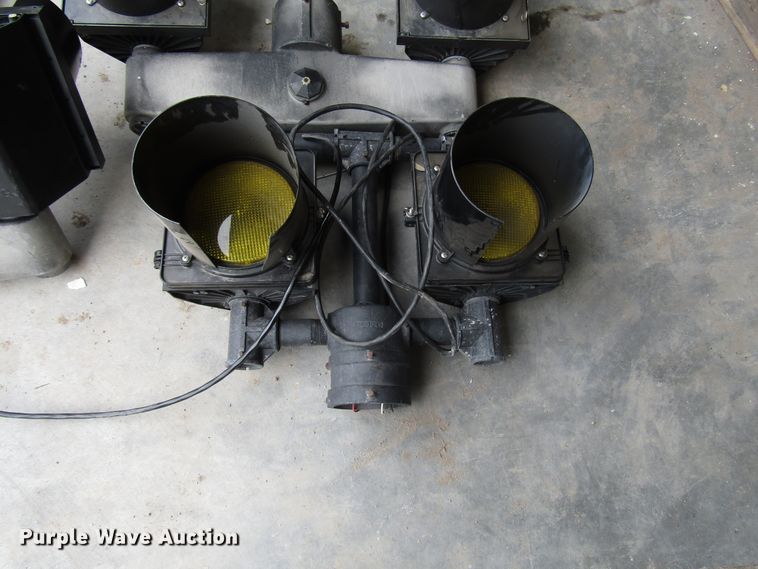 image for item FO9329 (6) Durasig caution lights