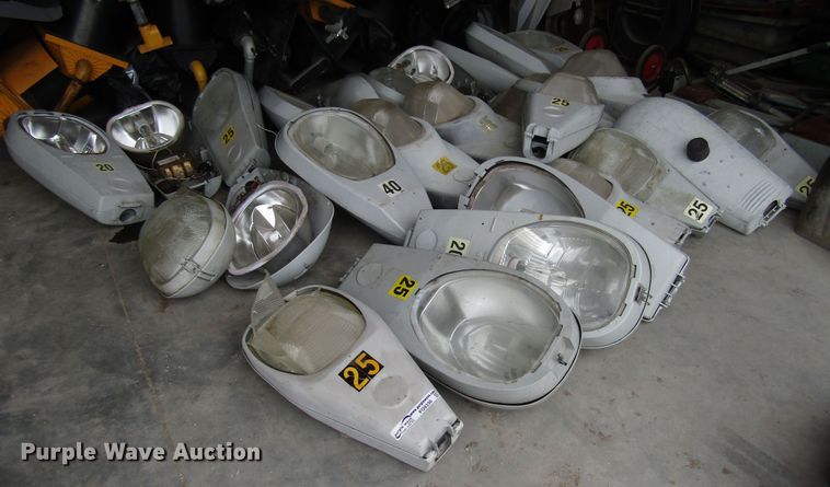 image for item FO9330 Street lamps