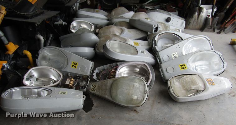 image for item FO9330 Street lamps