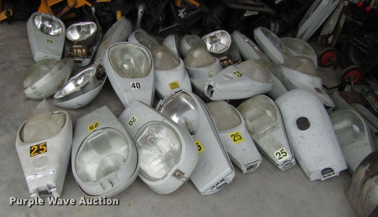 image for item FO9330 Street lamps