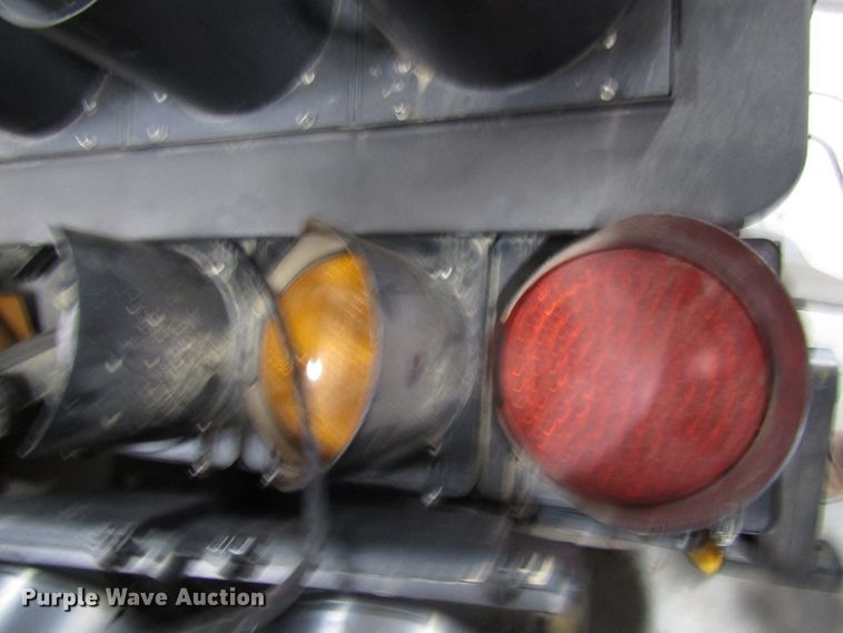 image for item FO9334 Traffic signals