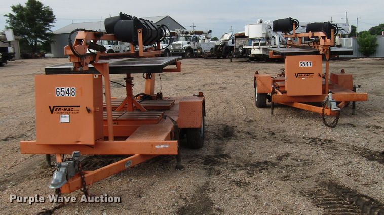 image for item FO9335 (2) 2006 Vermac traffic signal trailers