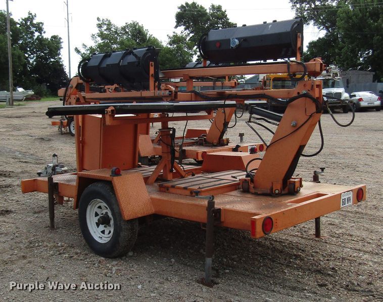 image for item FO9335 (2) 2006 Vermac traffic signal trailers