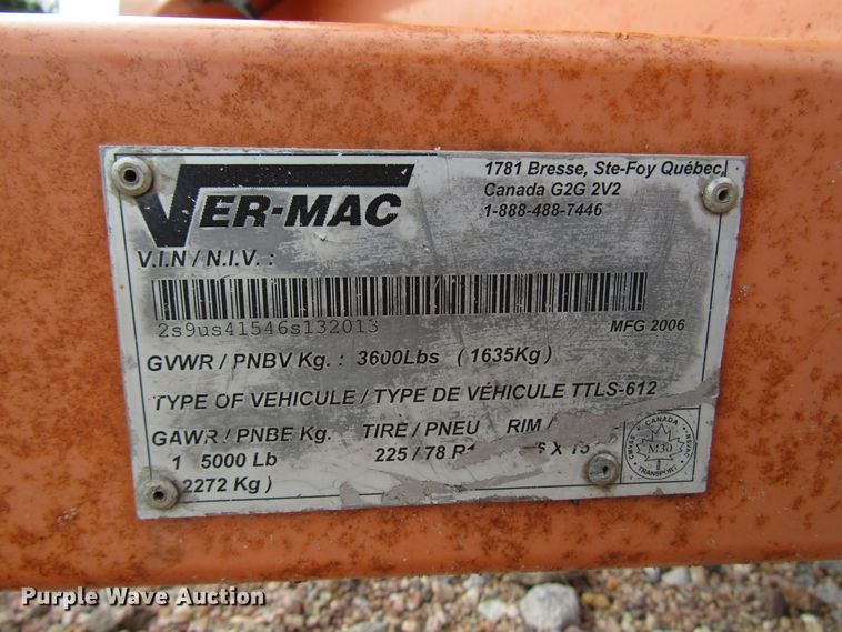 image for item FO9335 (2) 2006 Vermac traffic signal trailers