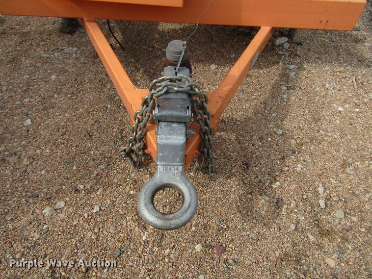 image for item FO9336 (2) 2006 Vermac traffic signal trailers