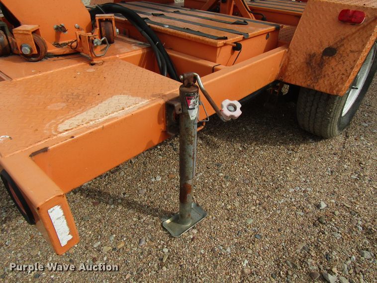 image for item FO9336 (2) 2006 Vermac traffic signal trailers