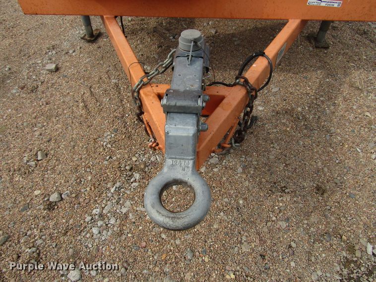 image for item FO9336 (2) 2006 Vermac traffic signal trailers