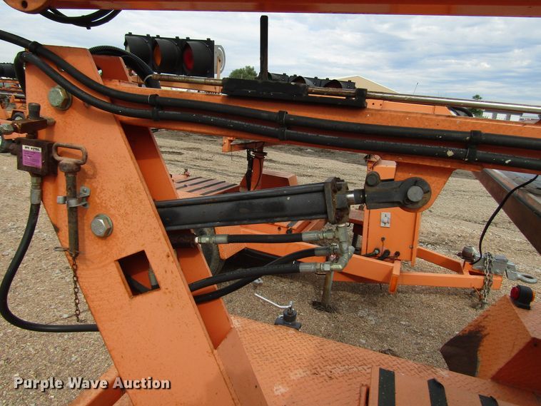 image for item FO9336 (2) 2006 Vermac traffic signal trailers