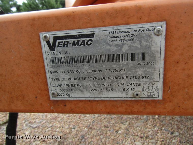 image for item FO9336 (2) 2006 Vermac traffic signal trailers