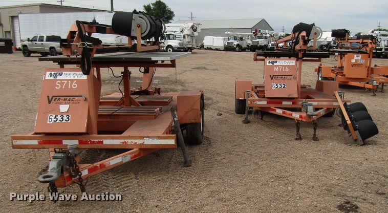image for item FO9337 (2) 2004 Vermac traffic signal trailers