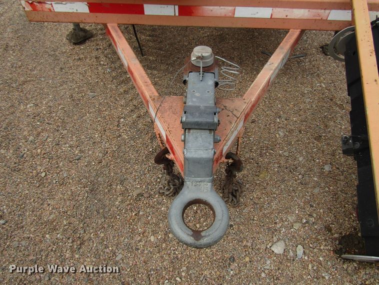 image for item FO9337 (2) 2004 Vermac traffic signal trailers