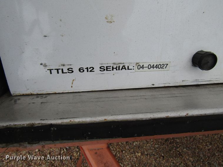 image for item FO9337 (2) 2004 Vermac traffic signal trailers