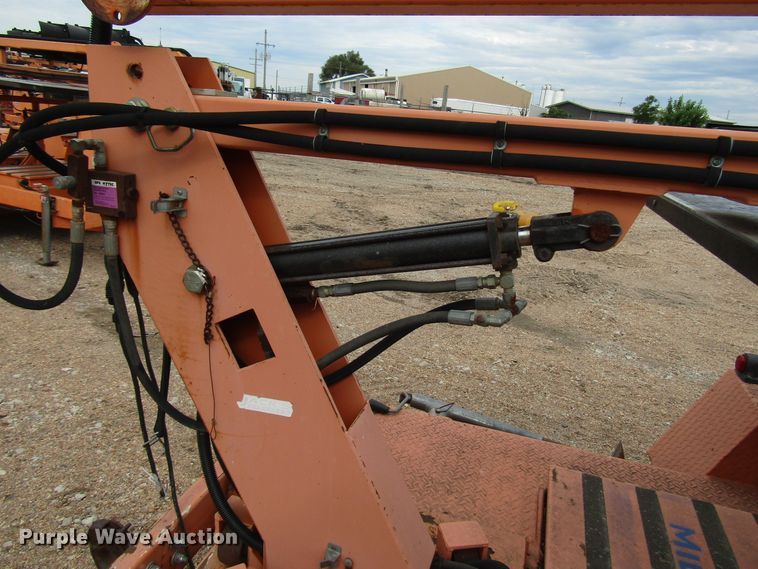 image for item FO9337 (2) 2004 Vermac traffic signal trailers