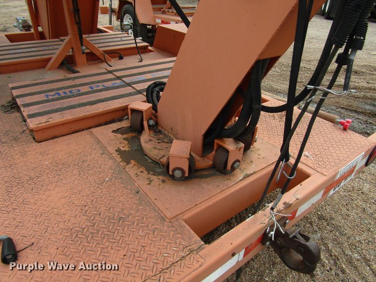 image for item FO9337 (2) 2004 Vermac traffic signal trailers