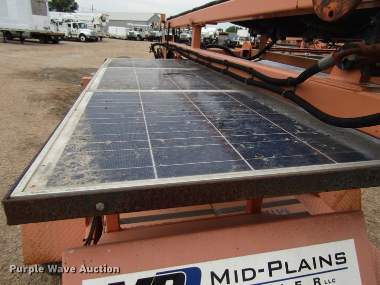 image for item FO9337 (2) 2004 Vermac traffic signal trailers