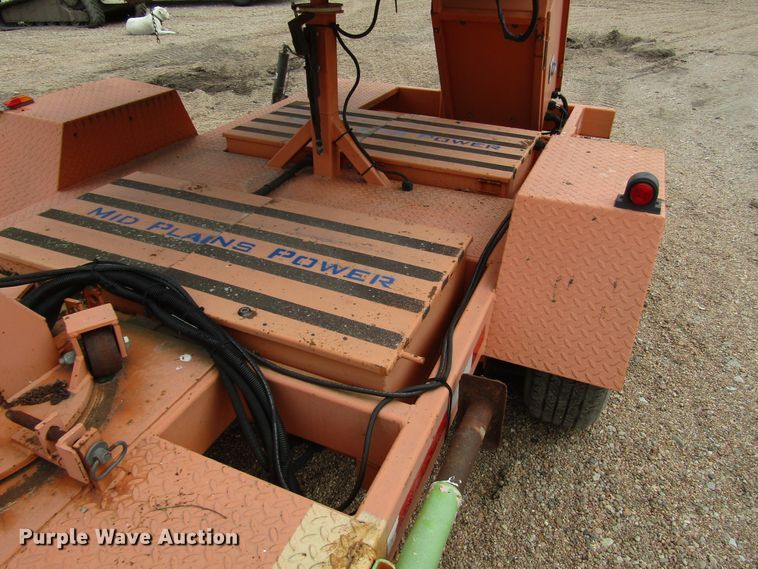 image for item FO9337 (2) 2004 Vermac traffic signal trailers