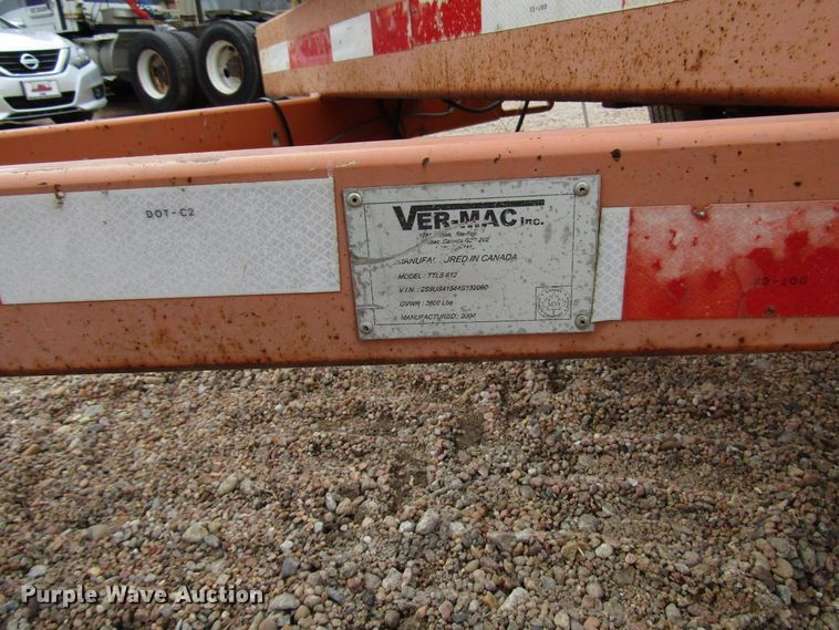image for item FO9337 (2) 2004 Vermac traffic signal trailers
