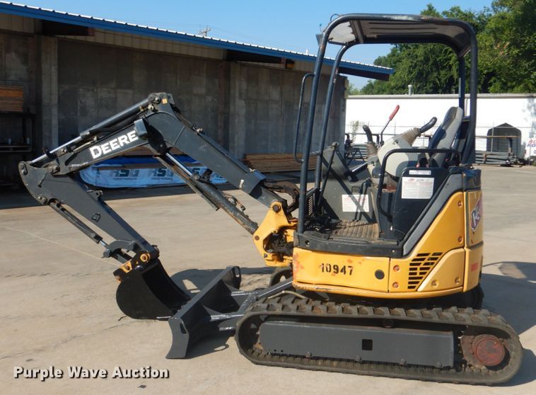 image for item FT9413 2014 John Deere 27D mini excavator