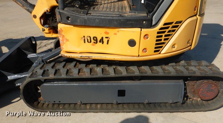 image for item FT9413 2014 John Deere 27D mini excavator