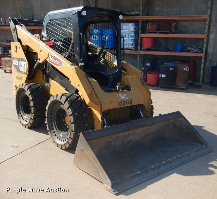 image for item FT9415 2014 Caterpillar 262D skid steer