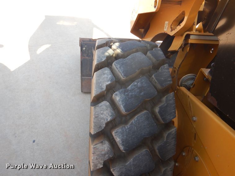 image for item FT9415 2014 Caterpillar 262D skid steer