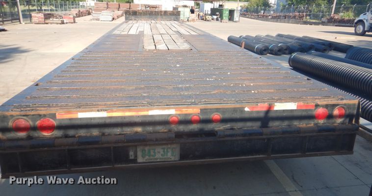 image for item FT9418 2005 Trail King TK70HT482 drop deck equipment trailer