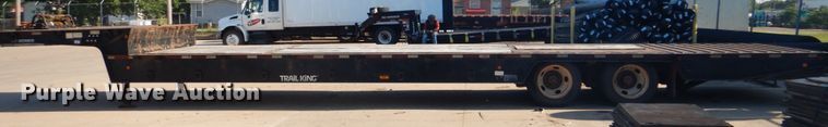 image for item FT9418 2005 Trail King TK70HT482 drop deck equipment trailer