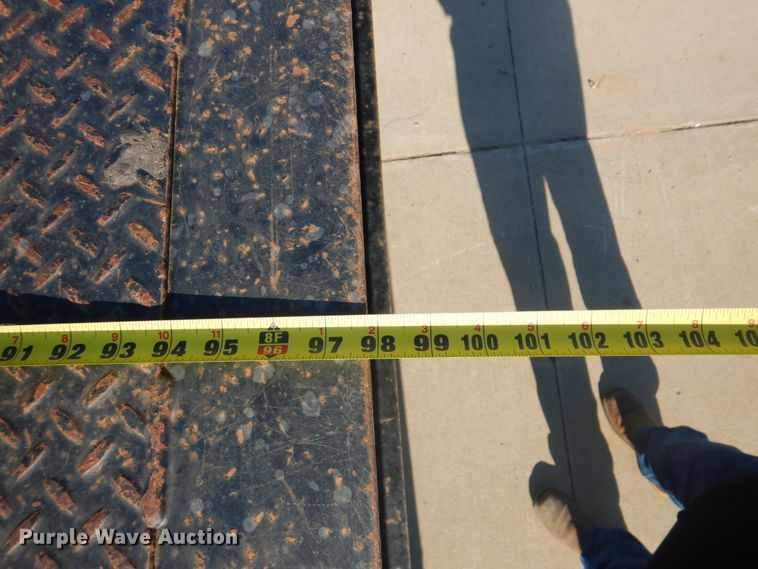 image for item FT9418 2005 Trail King TK70HT482 drop deck equipment trailer