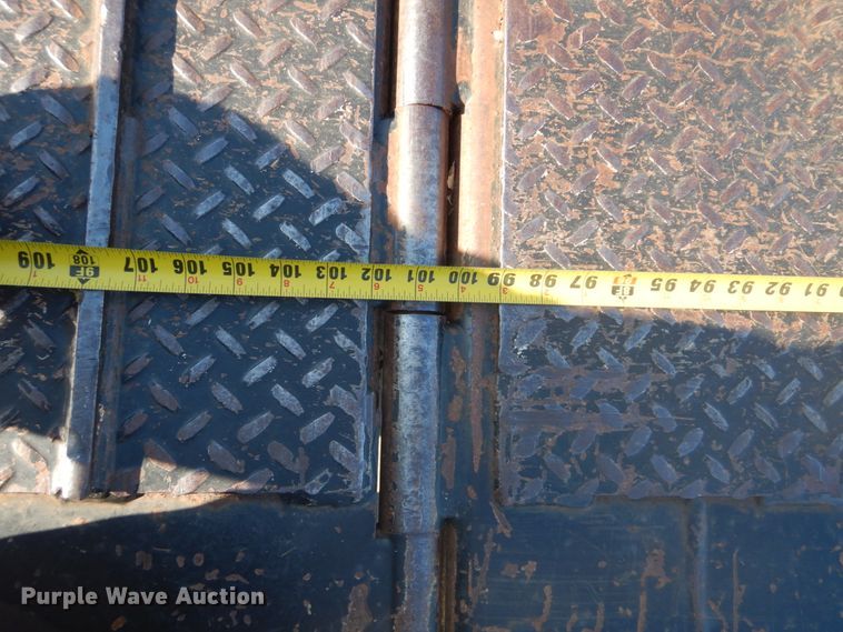 image for item FT9418 2005 Trail King TK70HT482 drop deck equipment trailer