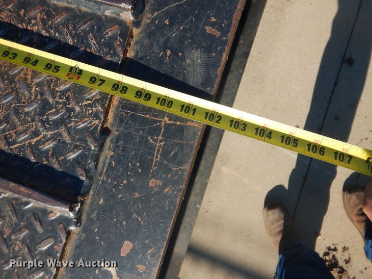 image for item FT9418 2005 Trail King TK70HT482 drop deck equipment trailer