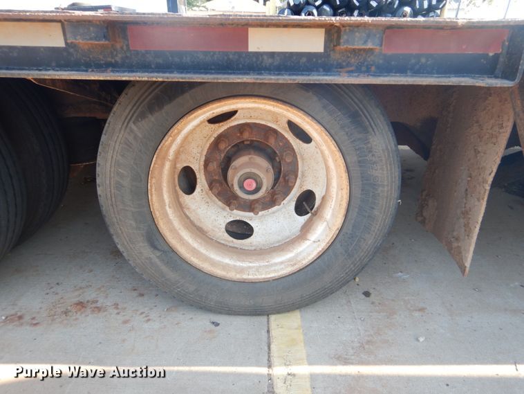 image for item FT9418 2005 Trail King TK70HT482 drop deck equipment trailer