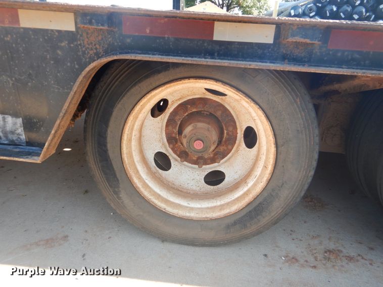 image for item FT9418 2005 Trail King TK70HT482 drop deck equipment trailer