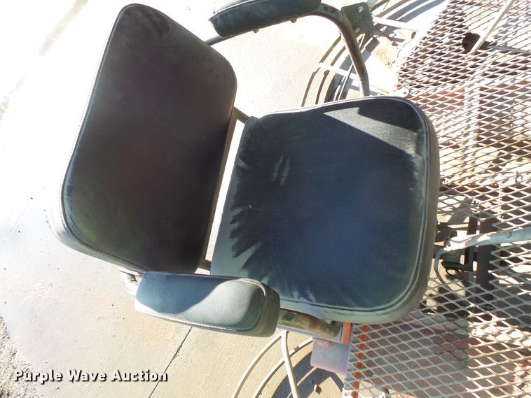 image for item FU9251 Arrow Master ECH748 power trowel