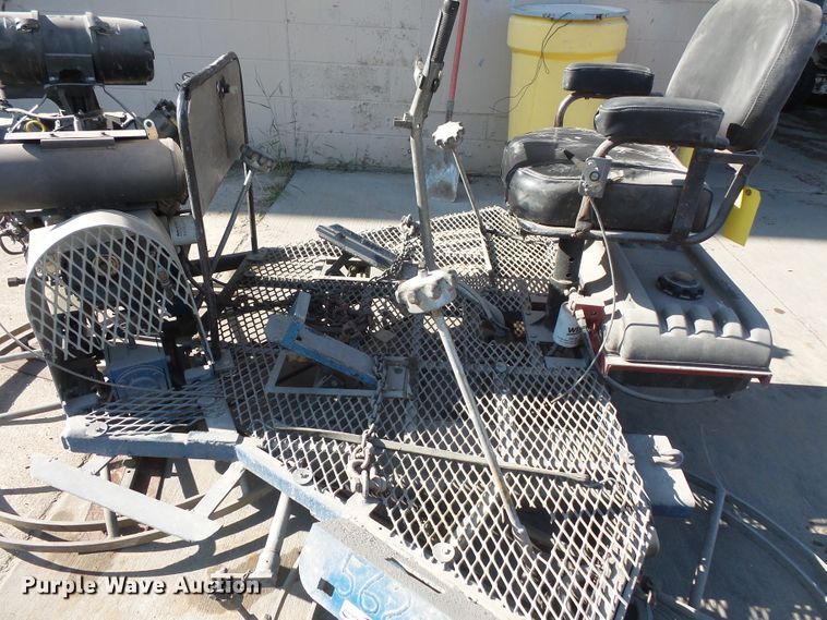 image for item FU9252 Arrow Master ECH748 power trowel