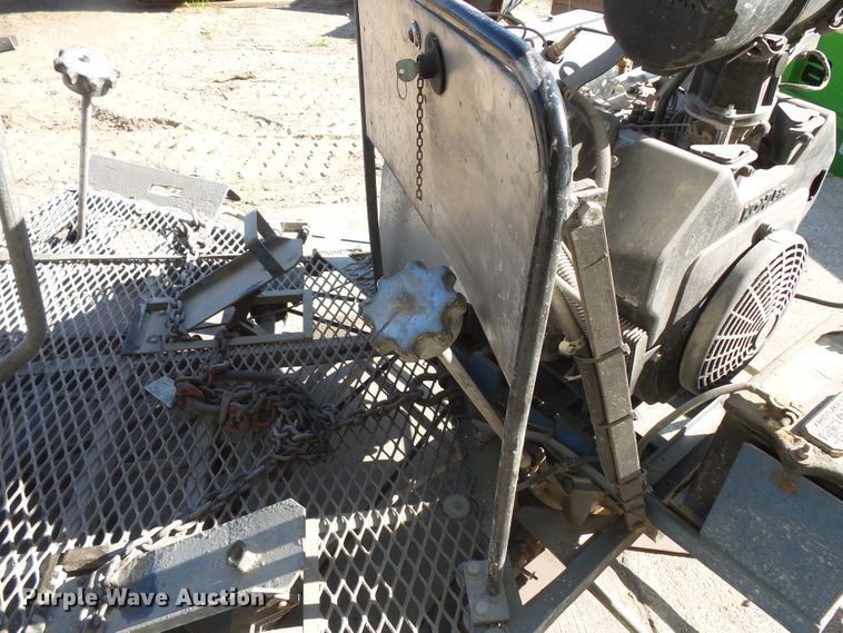 image for item FU9252 Arrow Master ECH748 power trowel