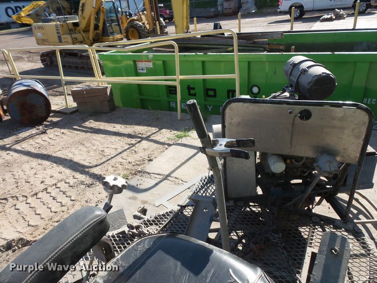 image for item FU9252 Arrow Master ECH748 power trowel