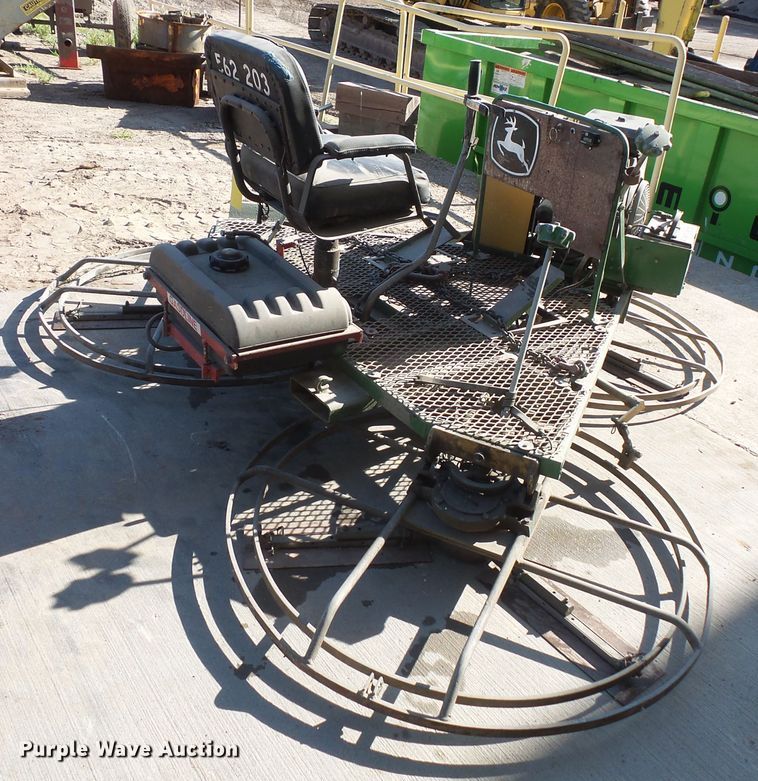 image for item FU9253 Arrow Master CH745S power trowel