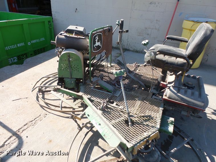 image for item FU9253 Arrow Master CH745S power trowel