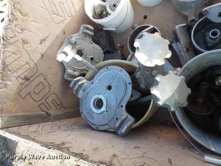 image for item FU9254 Arrow Master power trowel parts