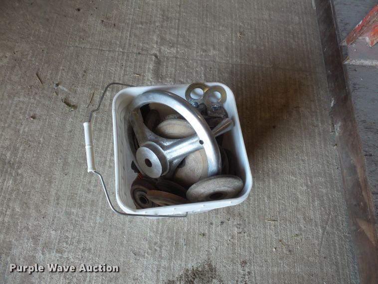 image for item FU9256 Brick saw