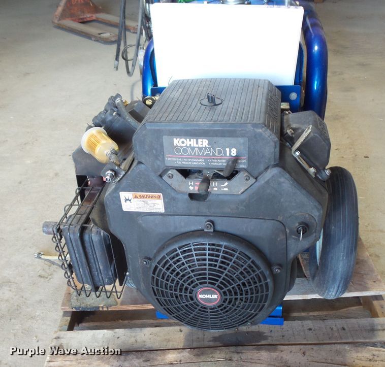 image for item FU9258 Graco GH733 sprayer