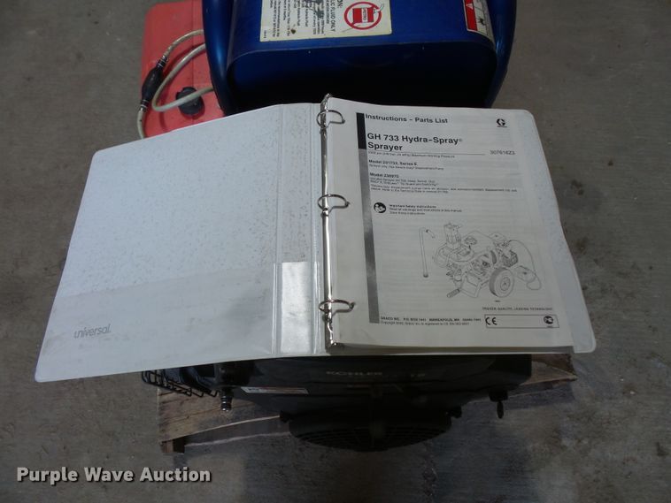 image for item FU9258 Graco GH733 sprayer