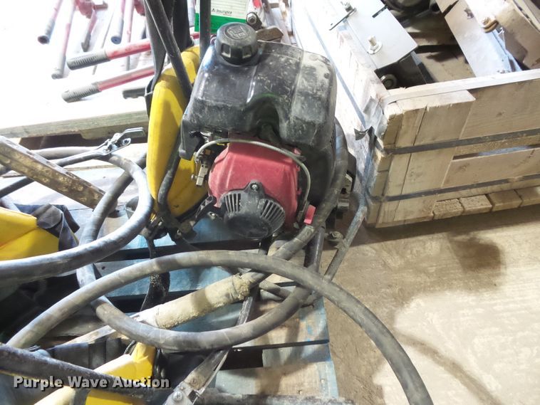 image for item FU9259 (4) Oztec concrete vibrators