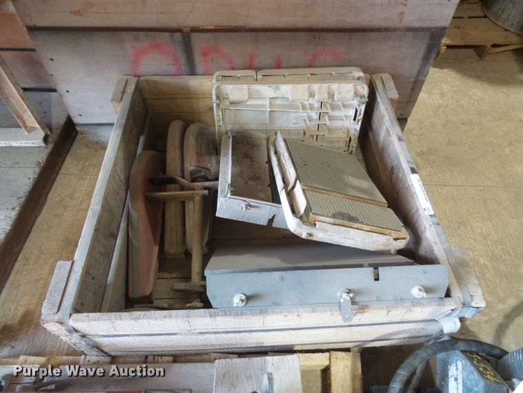 image for item FU9260 (2) brick saws