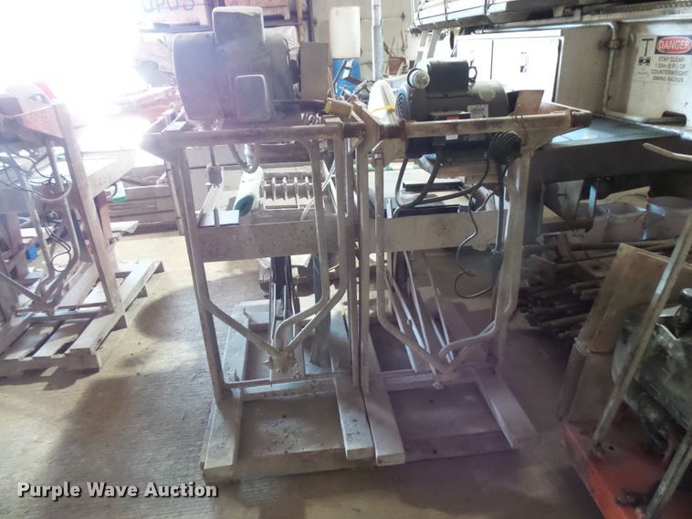 image for item FU9261 (2) brick saws